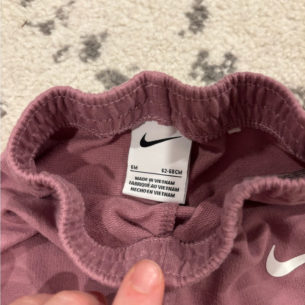 Nike Kids Rose-Mauve Sweatpants with White Swoosh - Picture 4 of 4